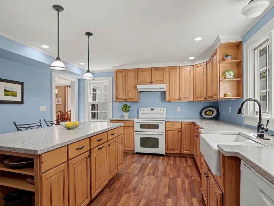 18 Deerfield Road Photo 14