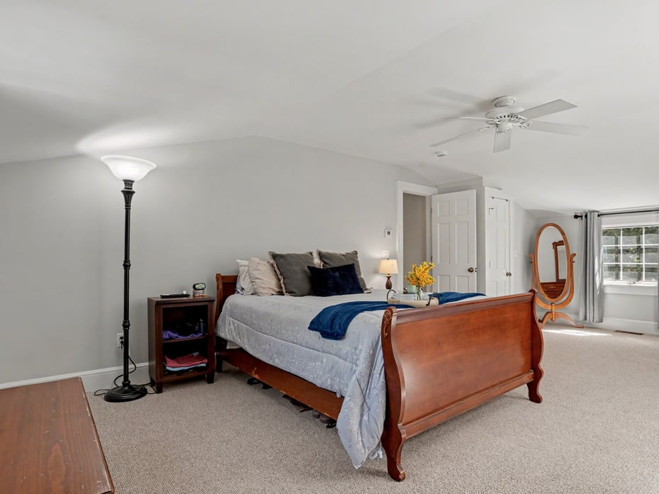 18 Deerfield Road Photo 28