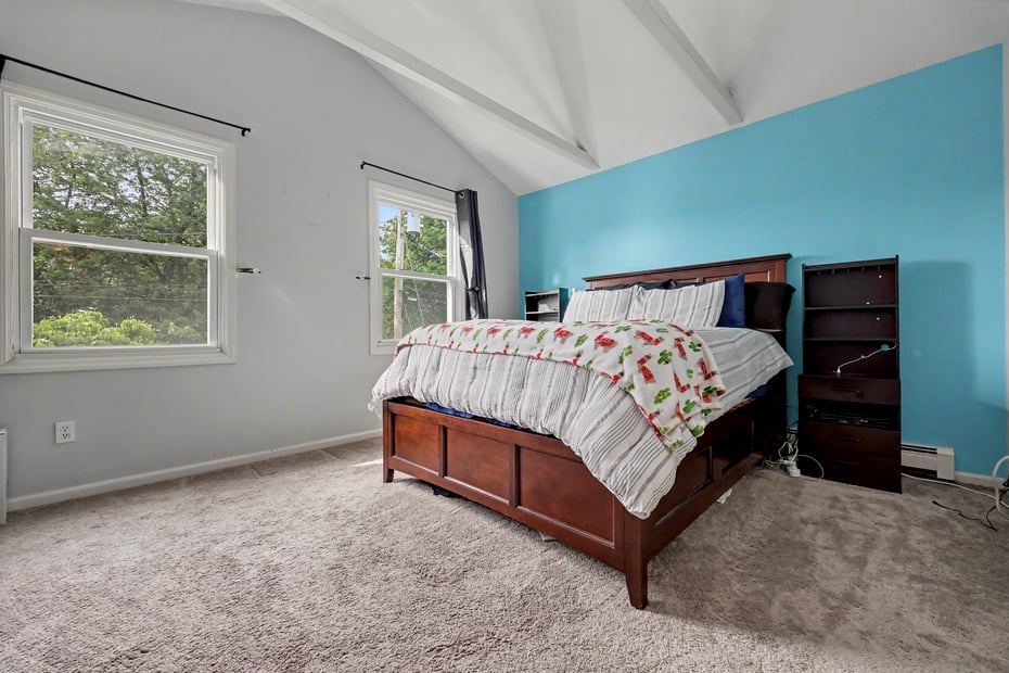 106 Brittin Avenue Photo 8