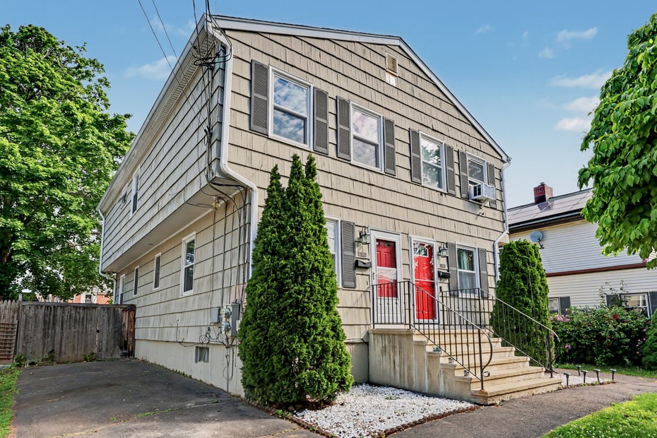 106 Brittin Avenue Photo 2