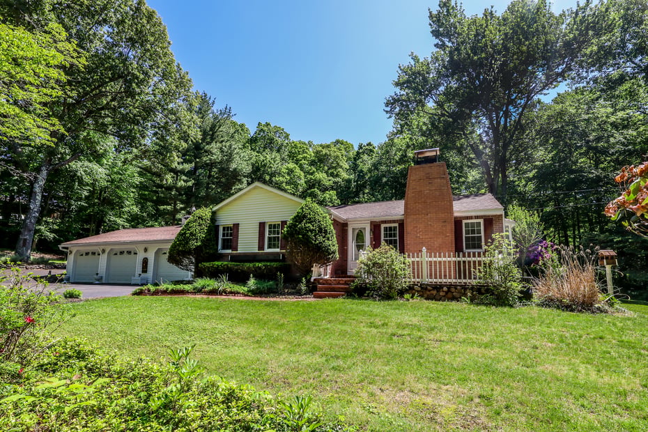 671 Kettletown Road Photo 1