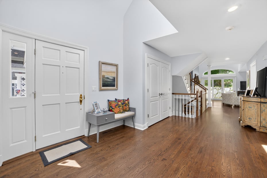 26 Wyndham Close Photo 2