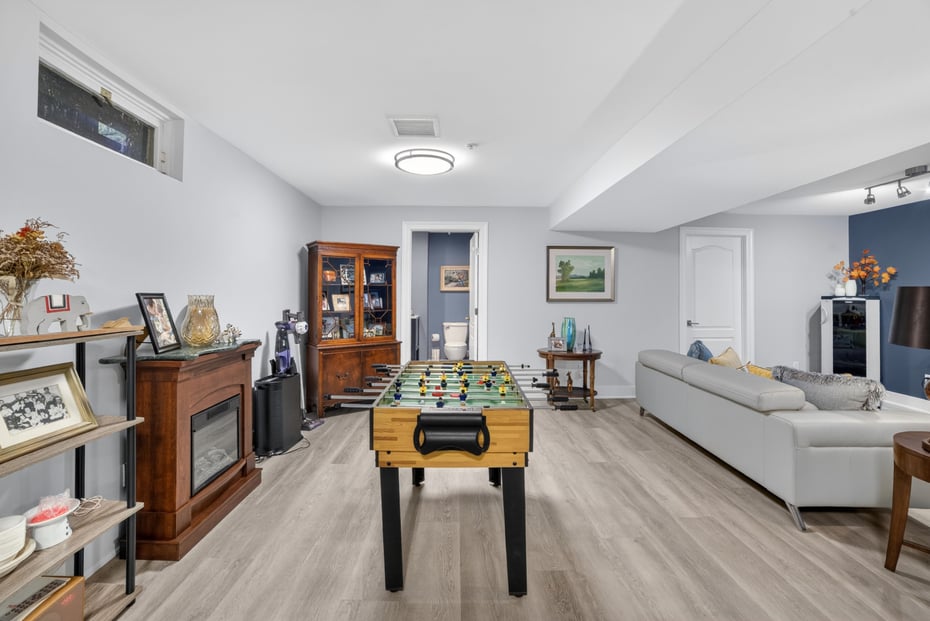 26 Wyndham Close Photo 34