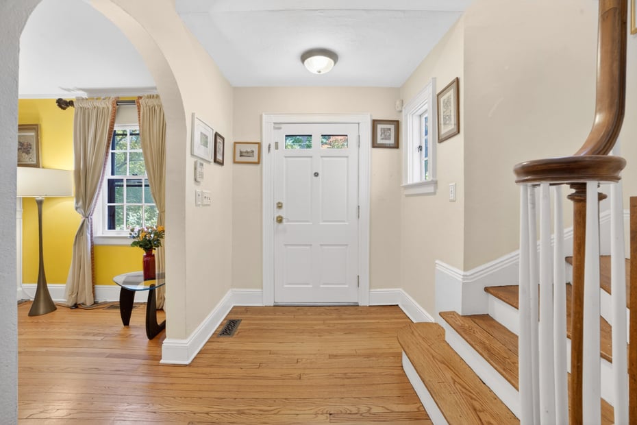 77 Edgemont Road Photo 2