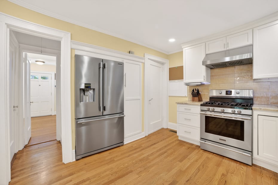 77 Edgemont Road Photo 15
