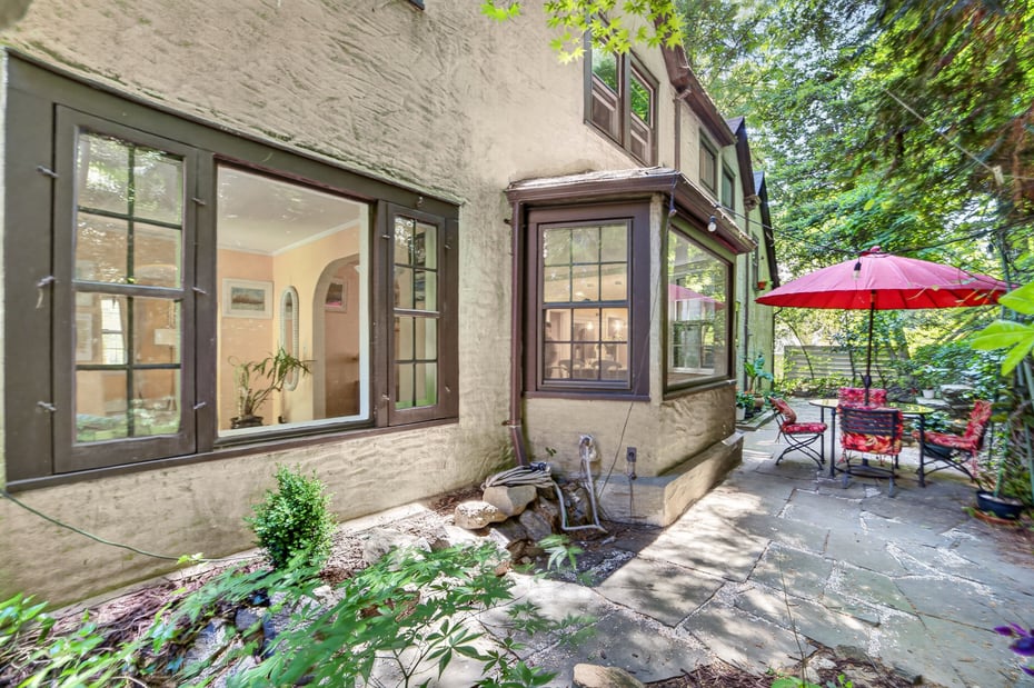 77 Edgemont Road Photo 33