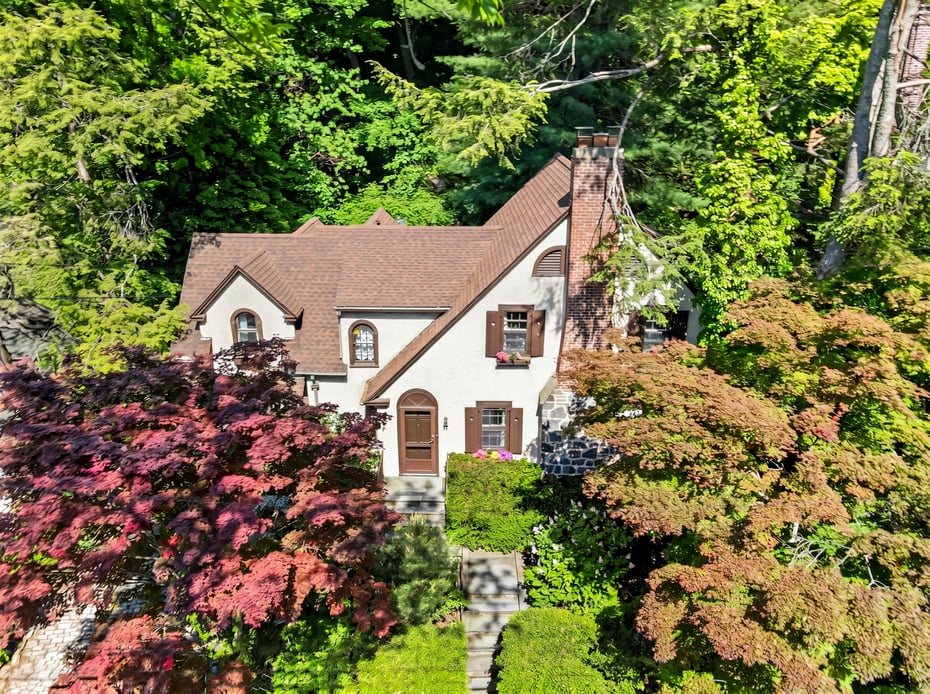 77 Edgemont Road Photo 40
