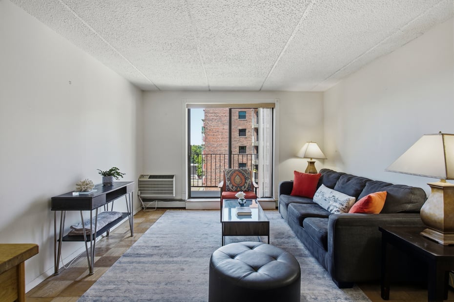 687 Bronx River Road  #6C Photo 5