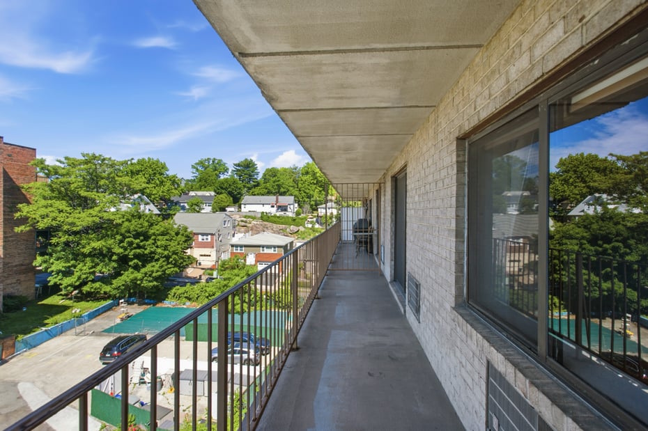 687 Bronx River Road  #6C Photo 17