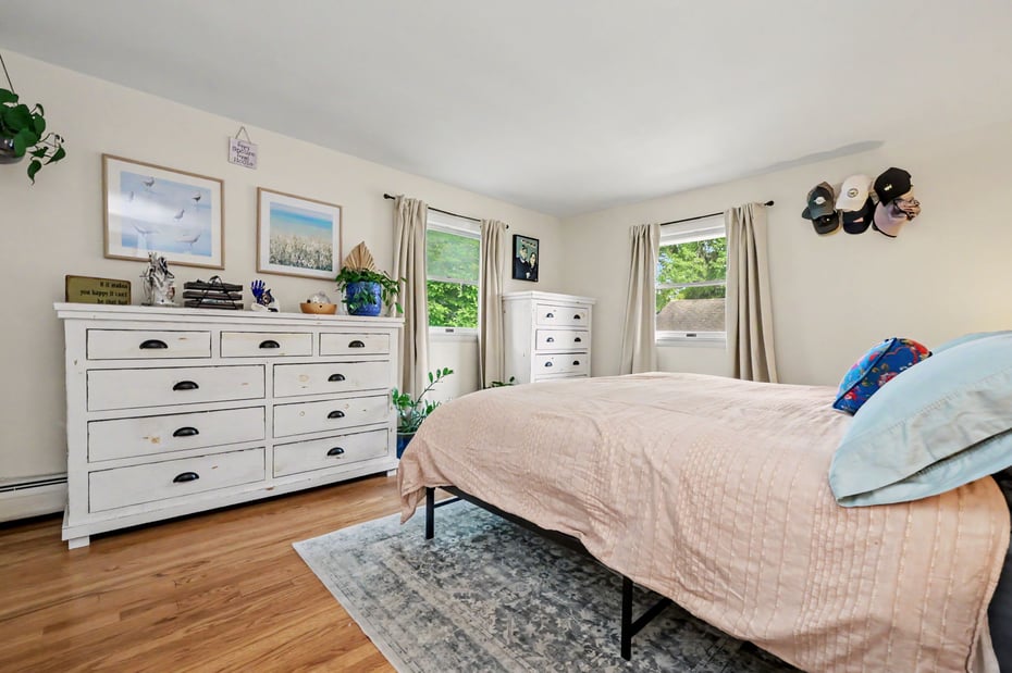 240 Third Avenue Photo 11