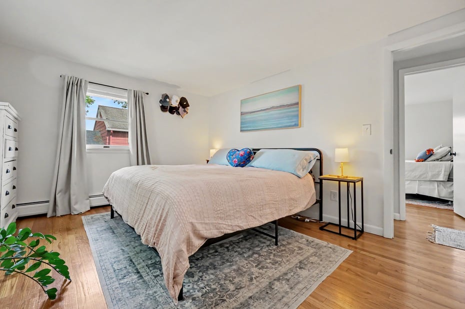 240 Third Avenue Photo 12