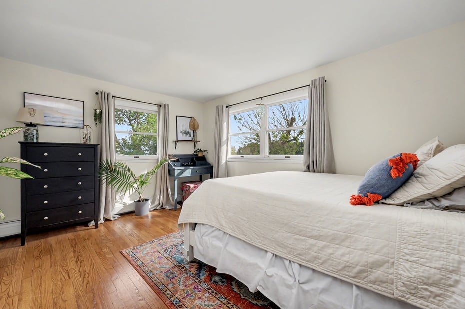 240 Third Avenue Photo 13