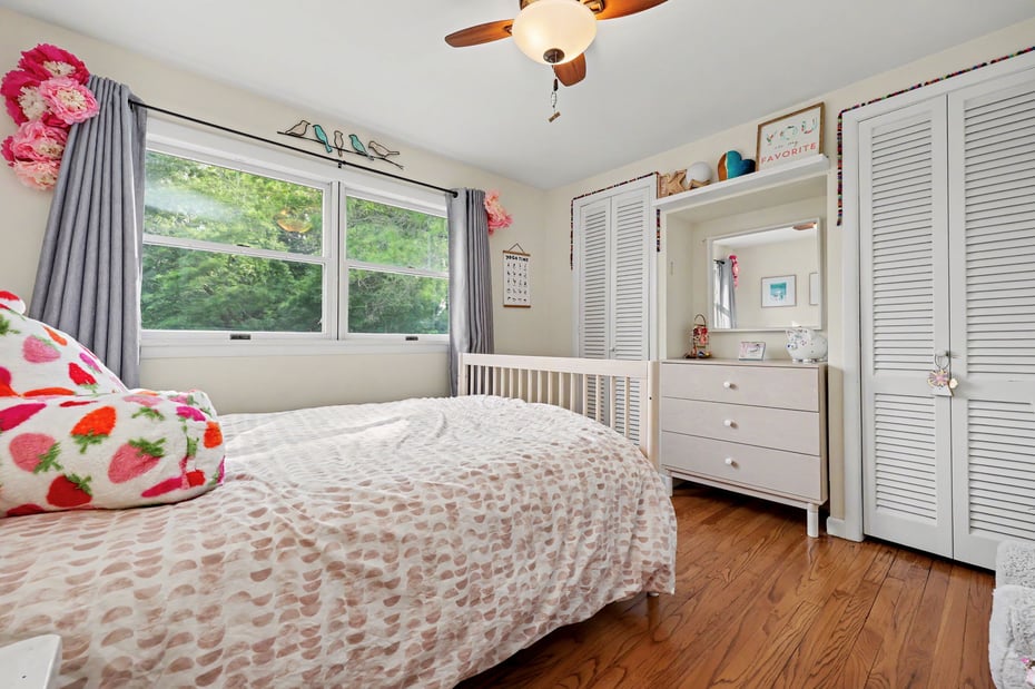 240 Third Avenue Photo 15