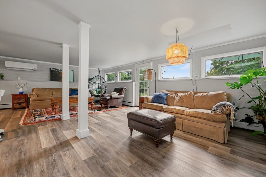 240 Third Avenue Photo 21