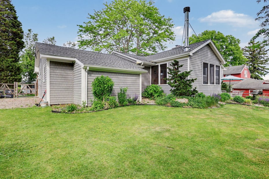 240 Third Avenue Photo 31