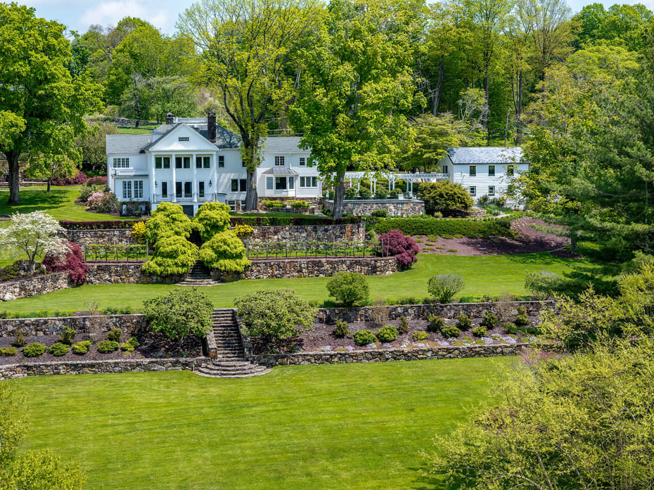 155 Long Ridge Road Photo 1