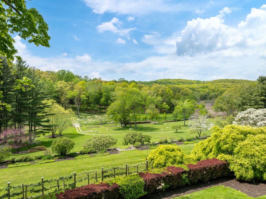 155 Long Ridge Road Photo 7