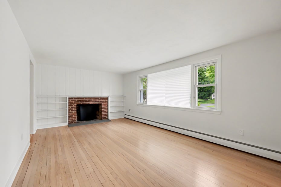 27 Apple Lane Photo 10