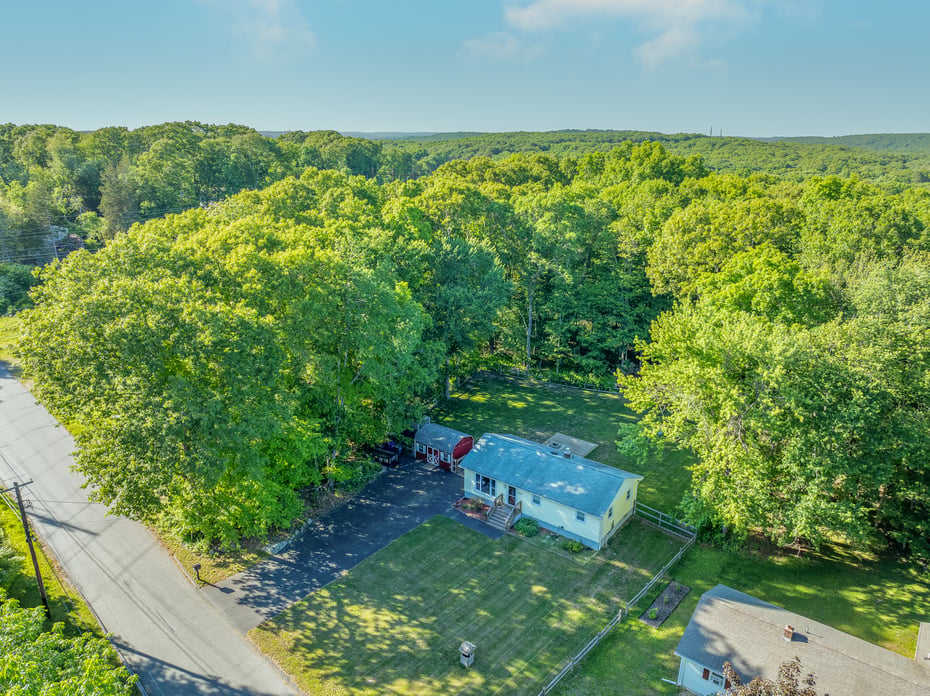 23 Ash Drive Photo 4