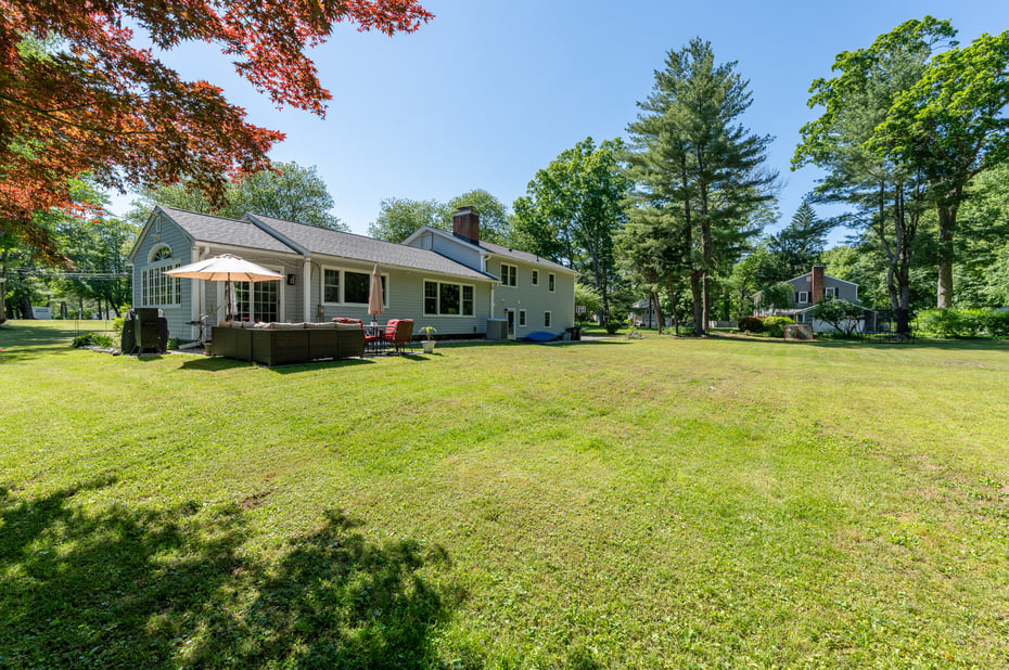 121 Thornwood Road Photo 26