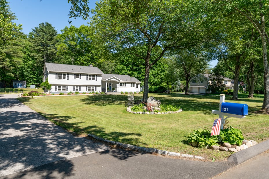 121 Thornwood Road Photo 28