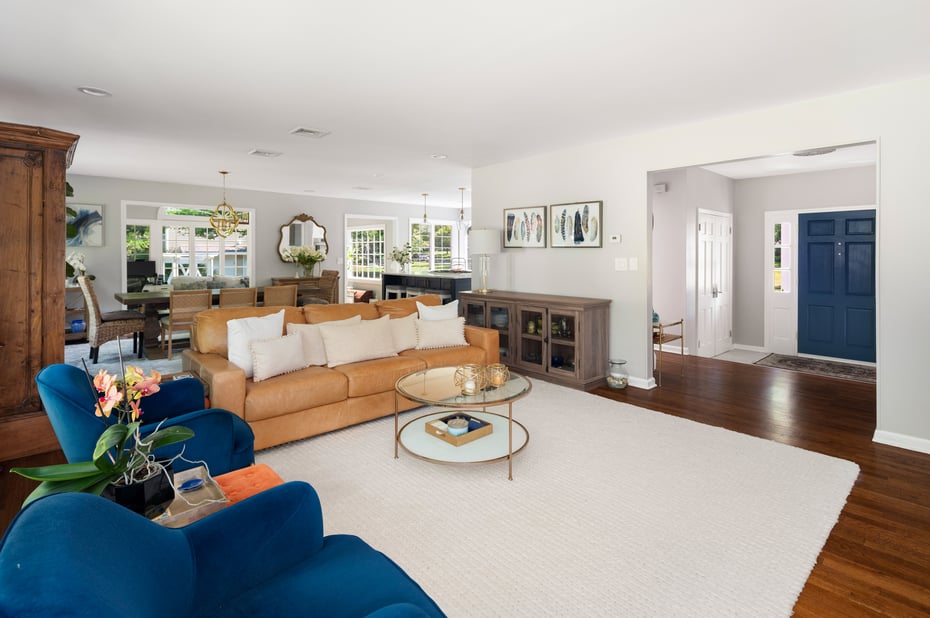 121 Thornwood Road Photo 8