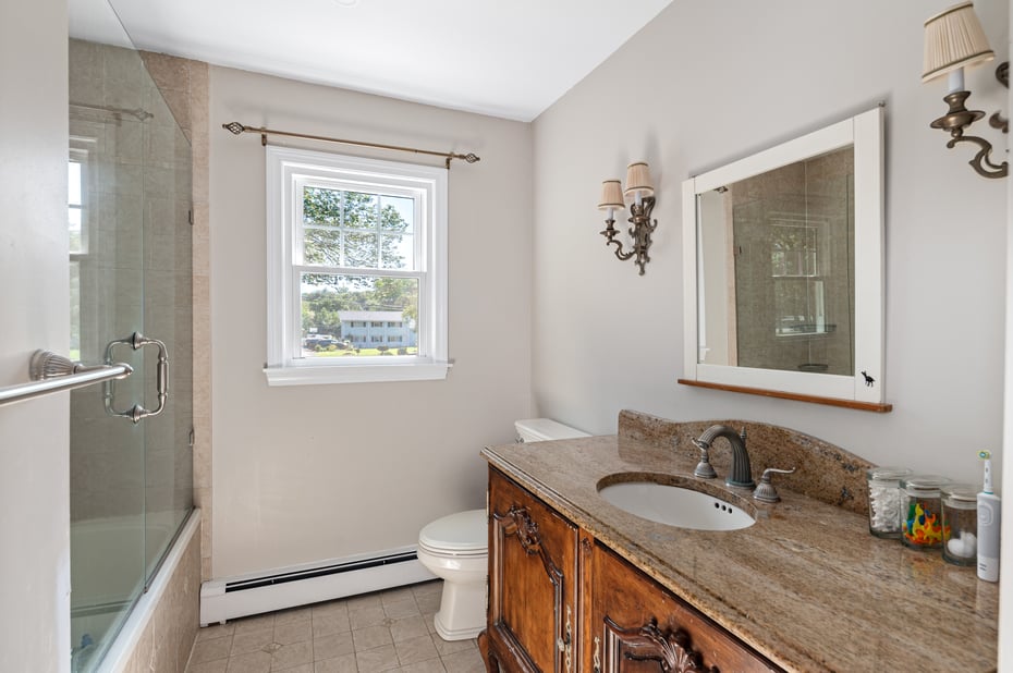121 Thornwood Road Photo 22