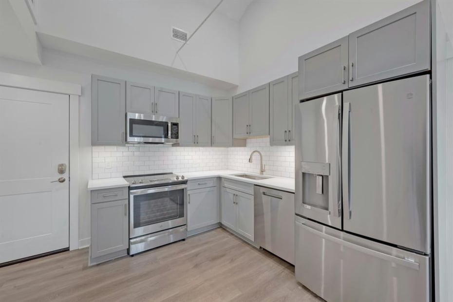 1133 Pleasantville Road  #3B Photo 3