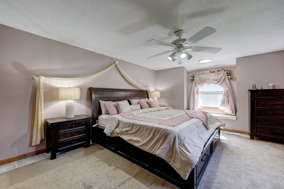 300 Hilltop Road Photo 30