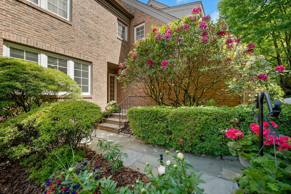 5 Mill Court Photo 2