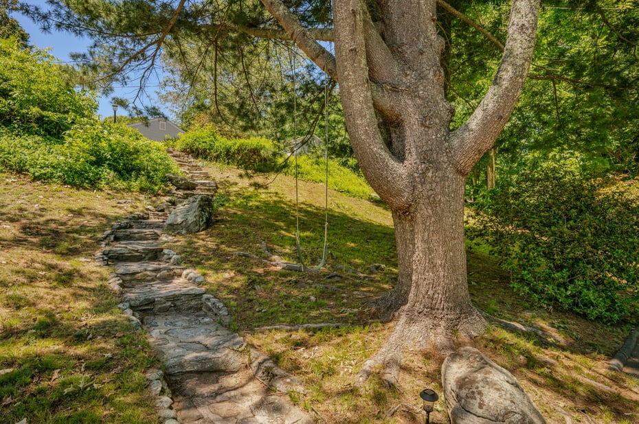 42 Shawandassee Road Photo 28