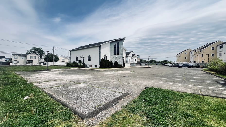 240 Hamilton Street Photo 3