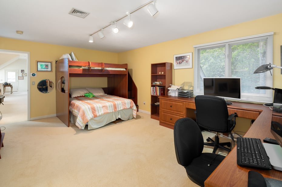 6 Barnes Road West #6 Photo 15