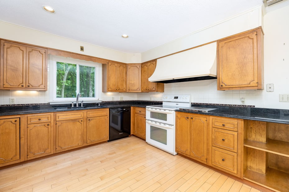 33 Hurds Hill Road Photo 9