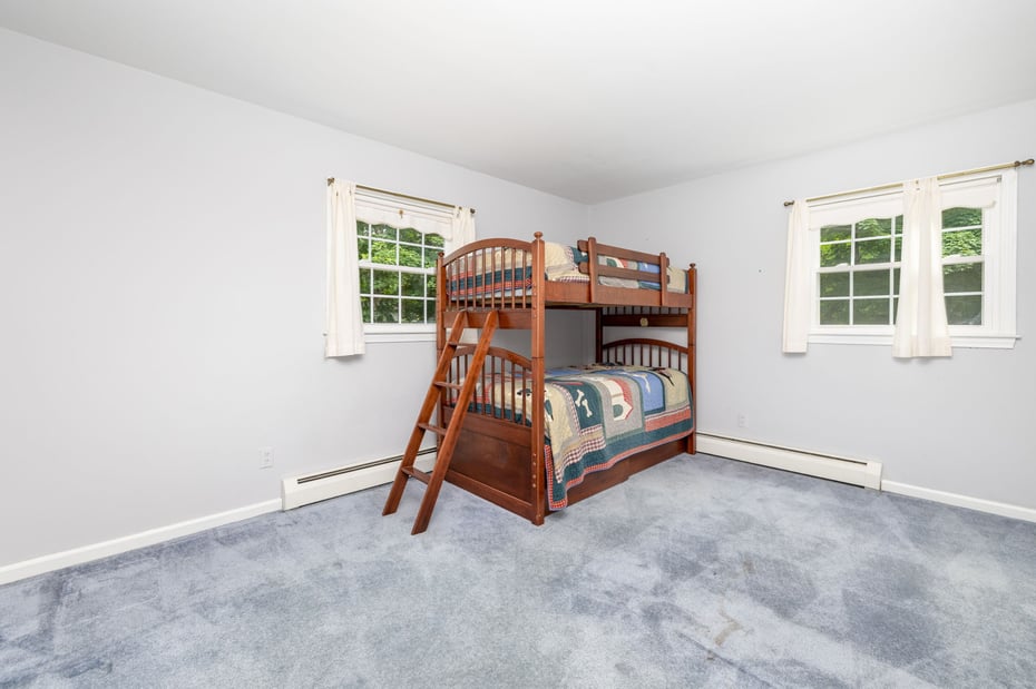 33 Hurds Hill Road Photo 24