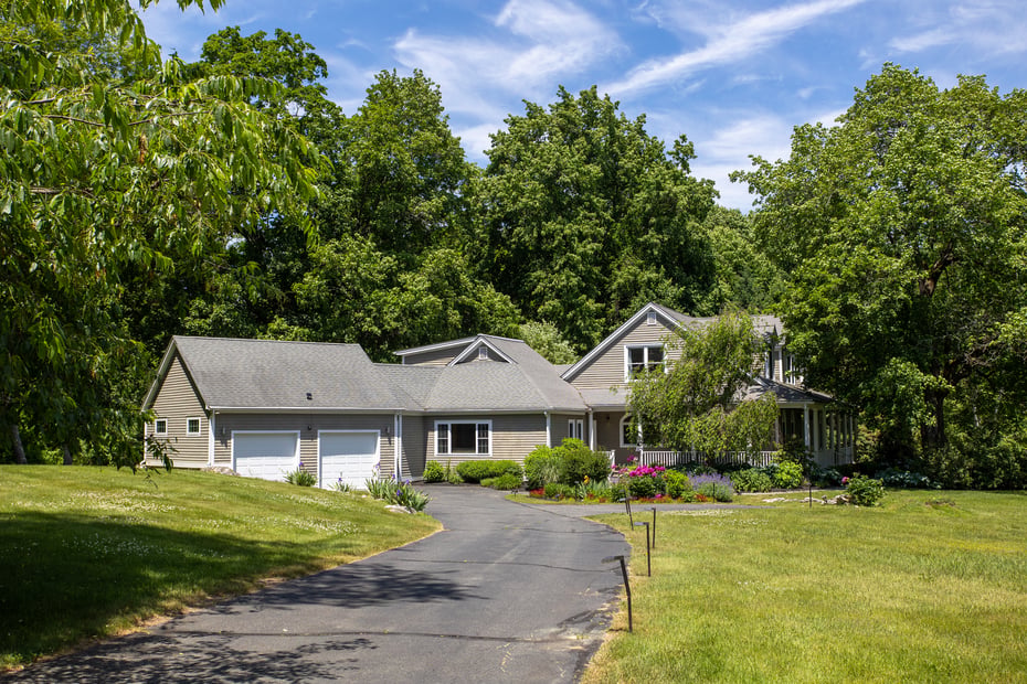 3 Cornwall Dr Photo 2
