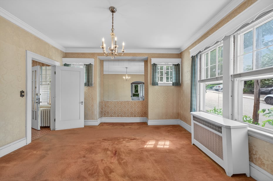 226 Broadway Photo 18