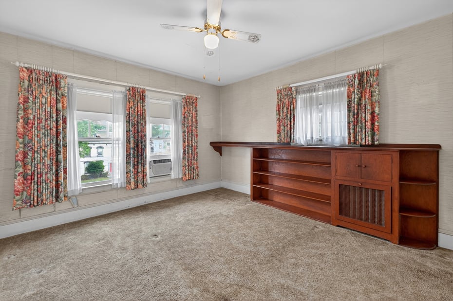 226 Broadway Photo 22