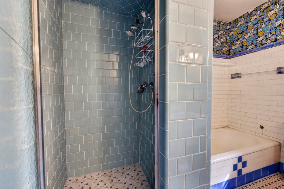 226 Broadway Photo 25