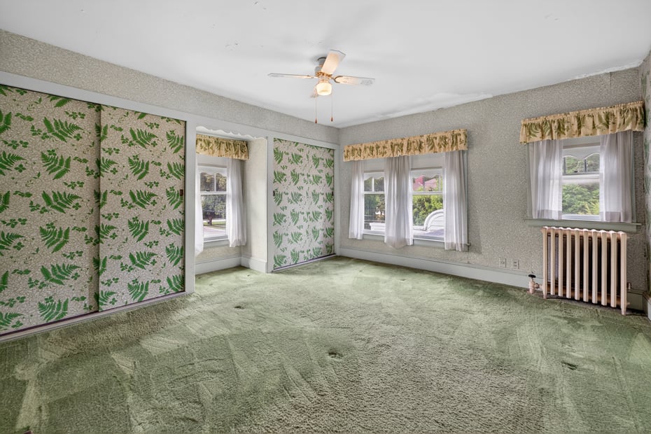 226 Broadway Photo 28