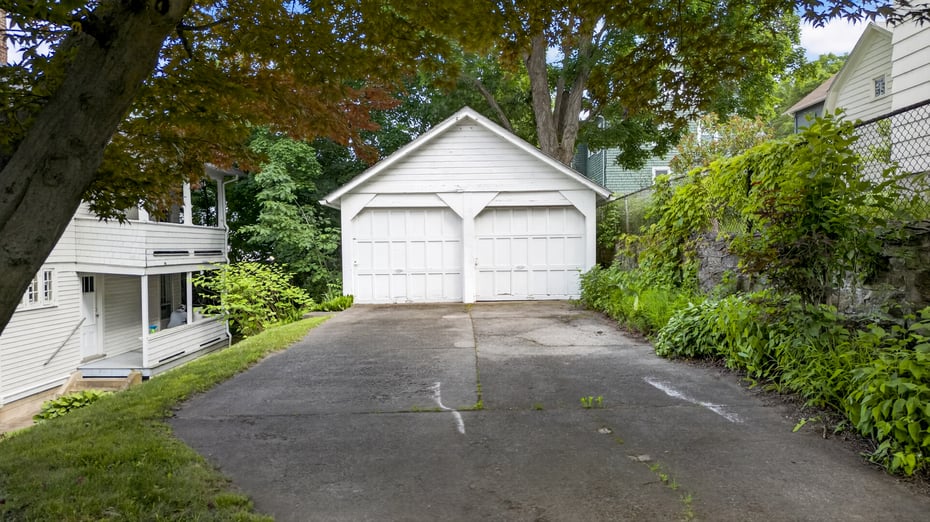 226 Broadway Photo 32