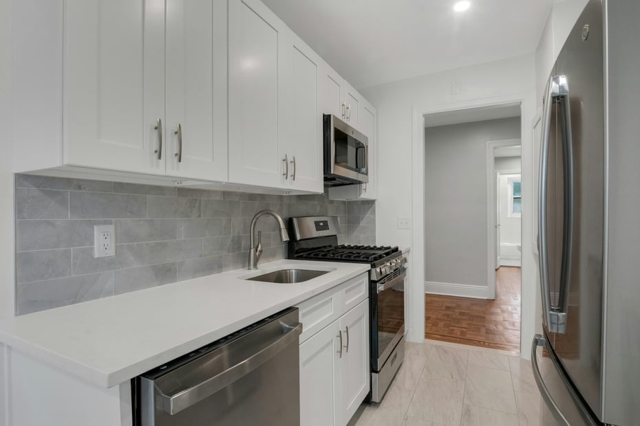 300 S Broadway  #1 G Photo 12
