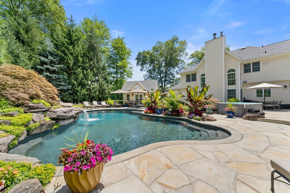 22 Perrins Peak Road Photo 9