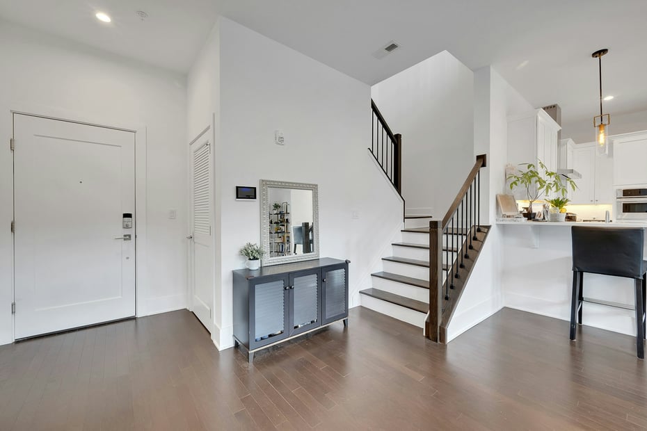 102 Legend Drive  #301 Photo 8