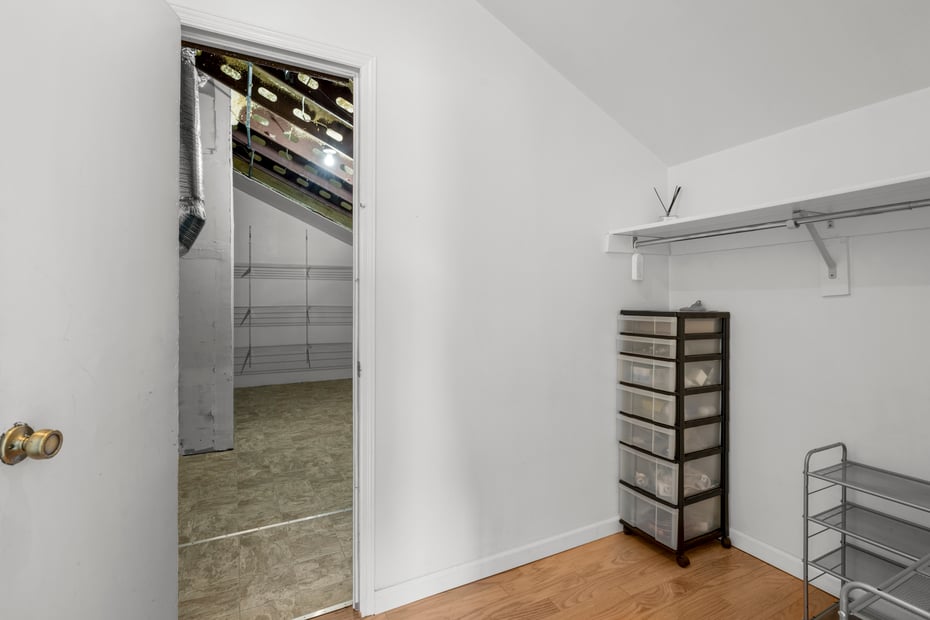 18 Bronxville Glen Drive  #11 Photo 29