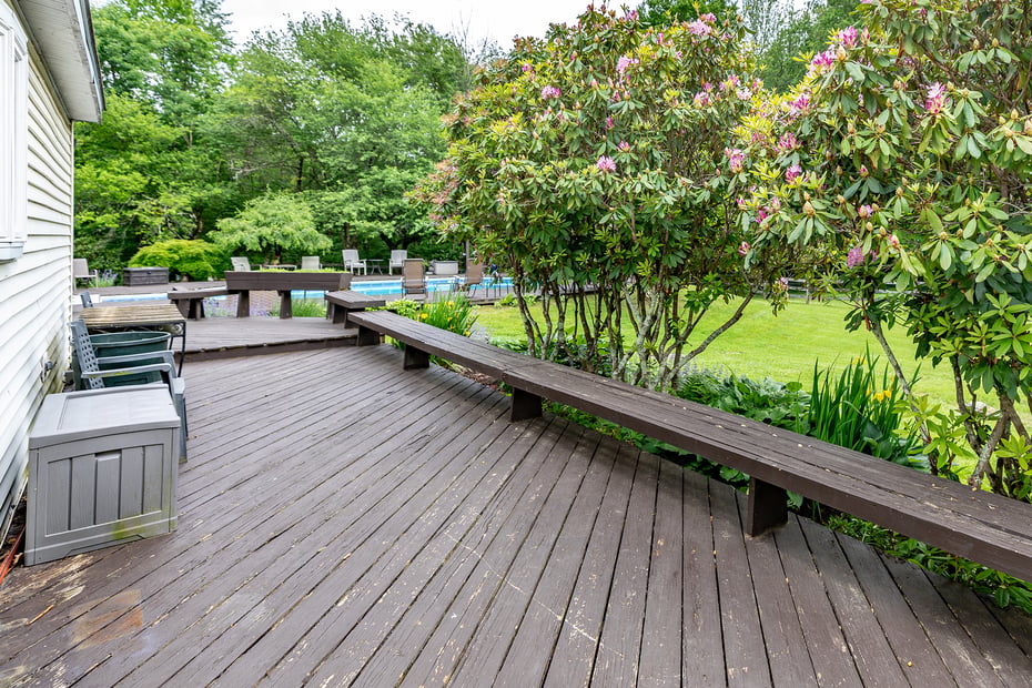 70 Reed Road Photo 30