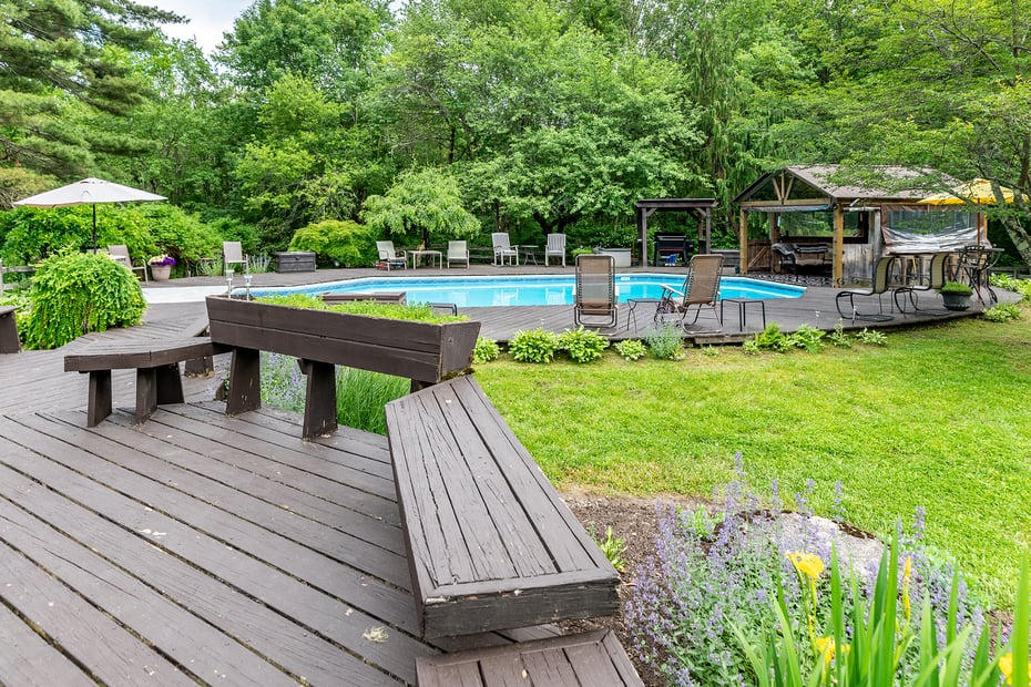 70 Reed Road Photo 31