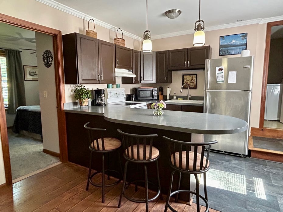 70 Reed Road Photo 35