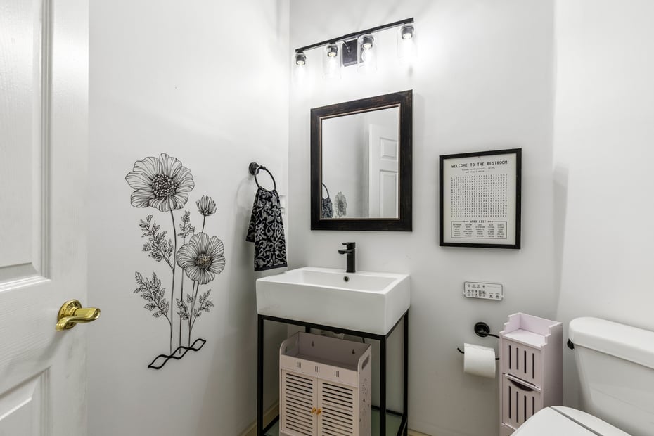 30 Sheldon Street Photo 15