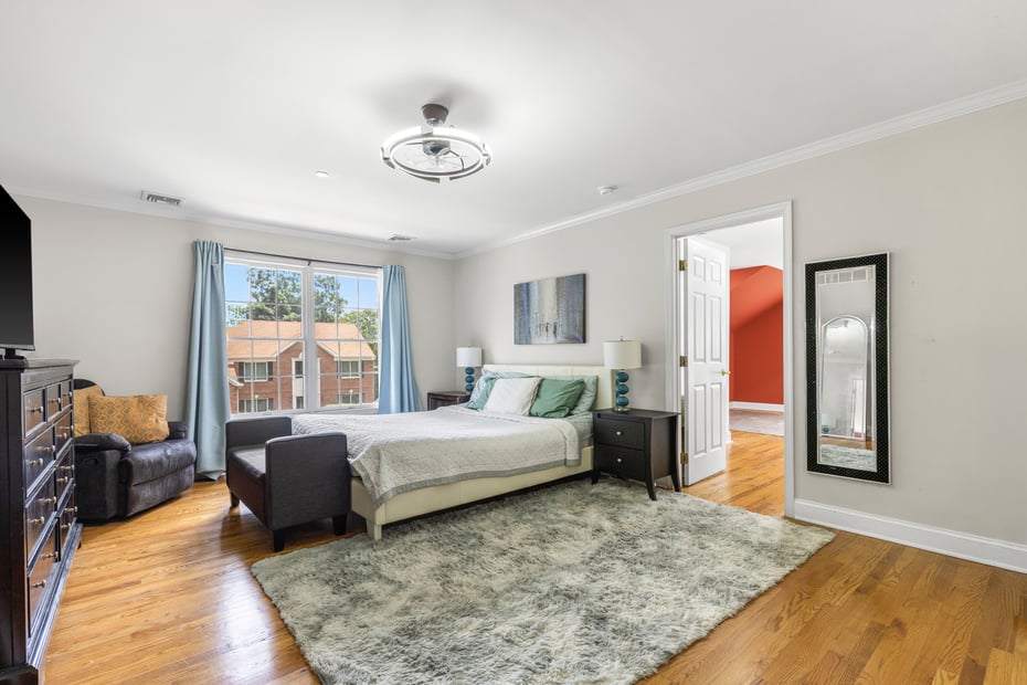 30 Sheldon Street Photo 24